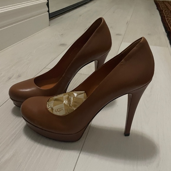 Gucci shoes - Picture 2 of 5